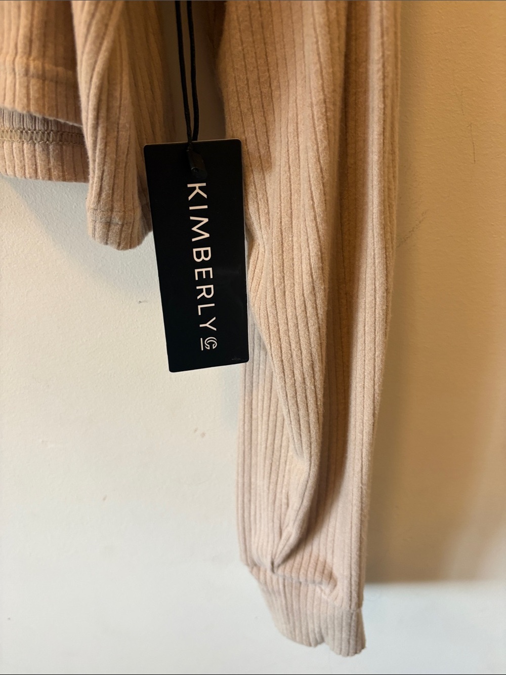 Kimberlye Beige Ribbed Collared V-Neck Cropped Sweatshirt - Picture 2 of 5